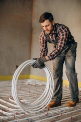 Installation de plancher chauffant à Saint-Martin-de-Pallières par chauffagiste qualifié